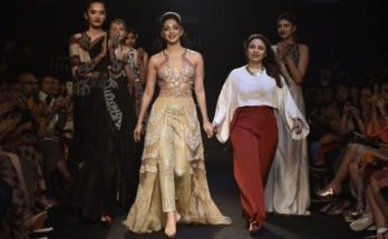 Kiara Advani Sizzles on The Ramp At Lakmé Fashion Week 2018