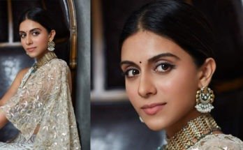 ZOA MORANI PLAYS A PARSI GIRL WEB SHOW ON ZEE5 “AKOORI”