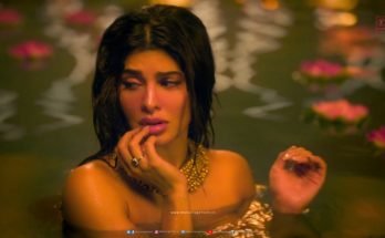 Jacqueline Fernandez Holi Song Mere Angne Mein