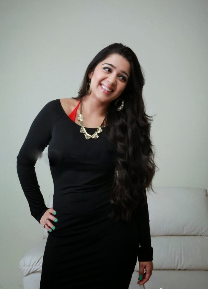 Charmi Kaur Hot Photoshoot - VP (5)