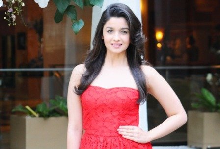 Alia Bhatt hot wallpaper, Alia Bhatt sexy photos, Alia Bhatt hot pics