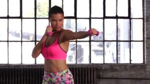 Read more about the article Adriana Lima : How this Victoria’s Secret Supermodel Stay Fit