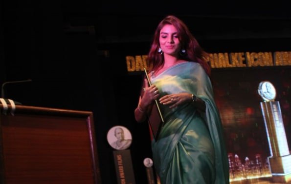 Anveshi Jain at Dadasaheb Phalke Icon Award 2019