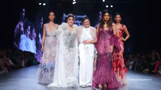 Dubai Bling’s Safa Siddiqui and Miss Universe Harnaaz Kaur Sandhu walked for ‘Not So Serious’ by Pallavi Mohan at Lakme Fashion Week X FDCI